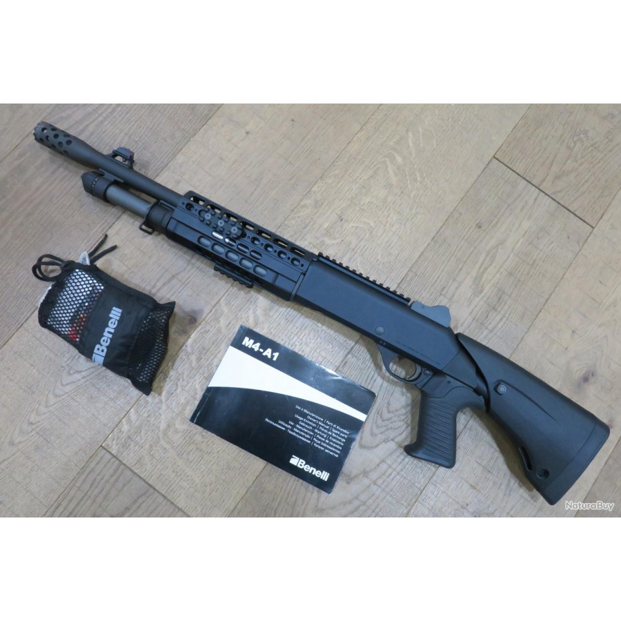 Fusil Semi-Auto Benelli M4 Super 90 cal 12/76 OCCASION